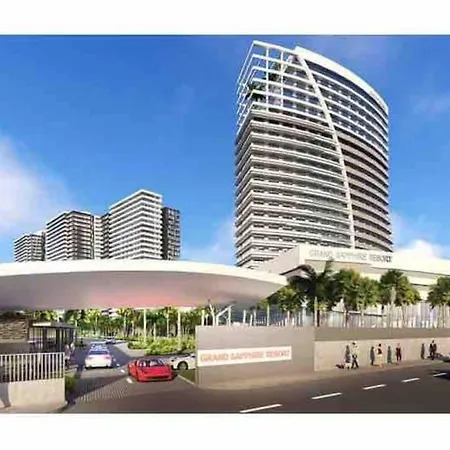 Grand Sapphire Apartment