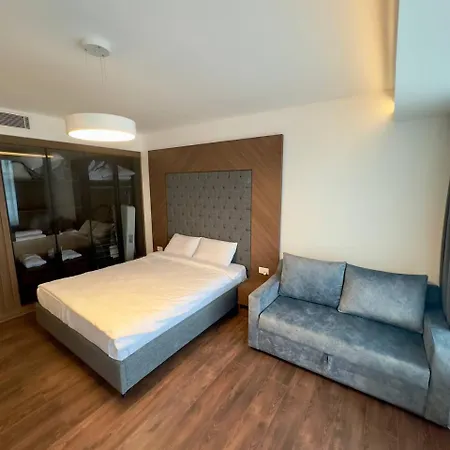 Grand Sapphire Apartament *